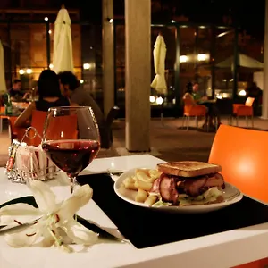 Hotel Tach Airport Madryt