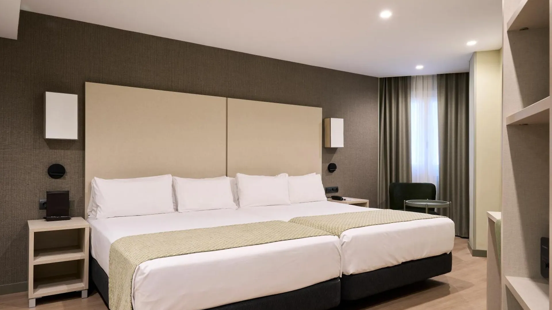 Hotel Catalonia Park Putxet Barcelona España