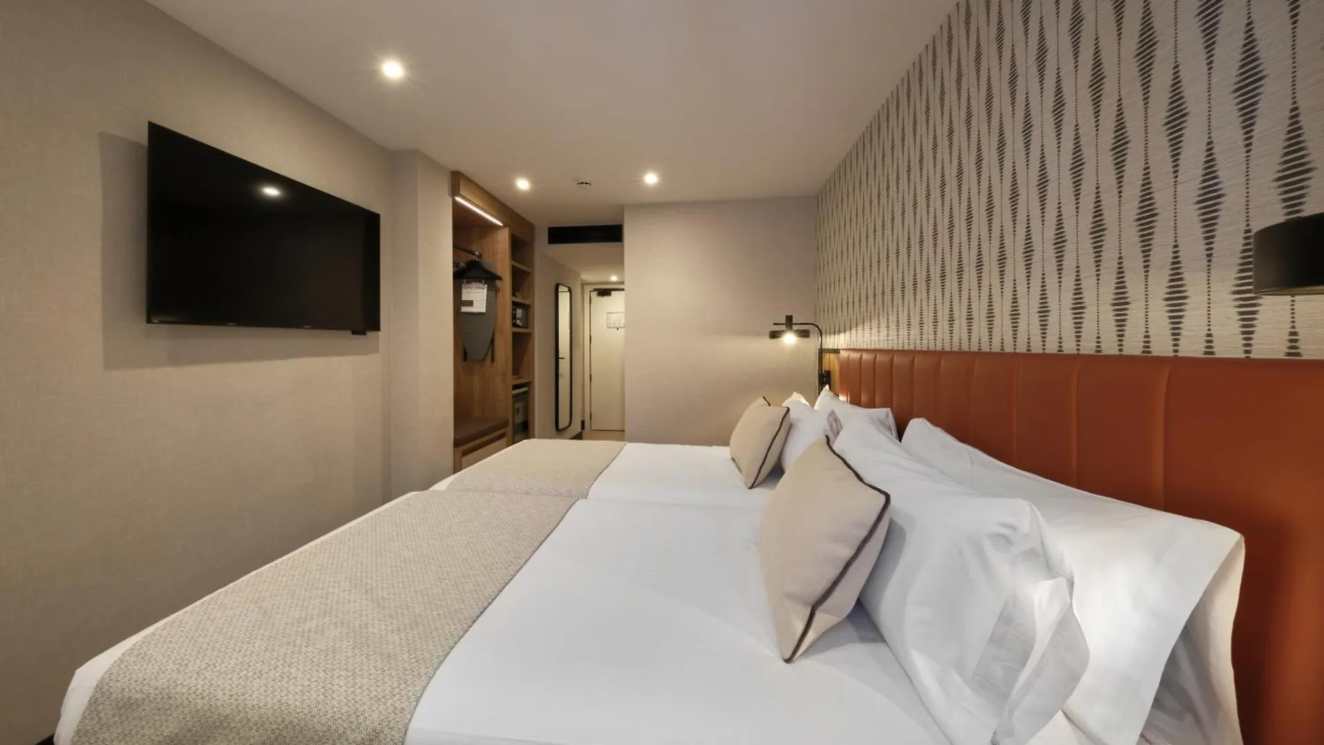 Hotel Catalonia Park Putxet Barcelona 4*,