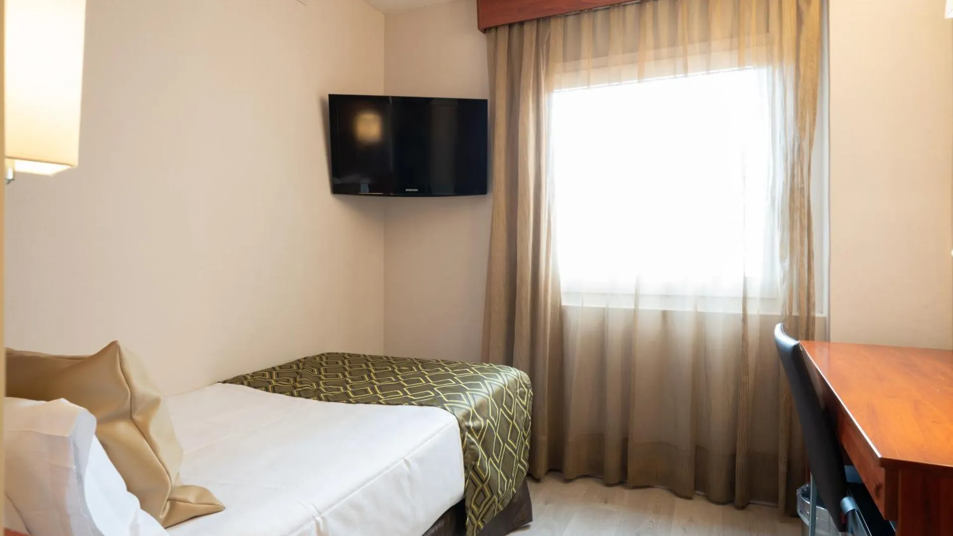 Catalonia Park Putxet Otel Barselona